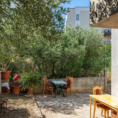 Apartamento By The Sea Tucepi, Makarska - 22005 Tučepi