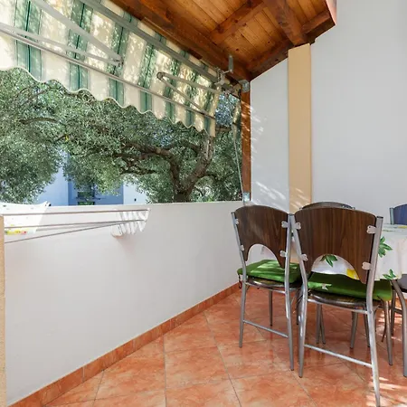 Apartamento By The Sea Tucepi, Makarska - 22005 Tučepi