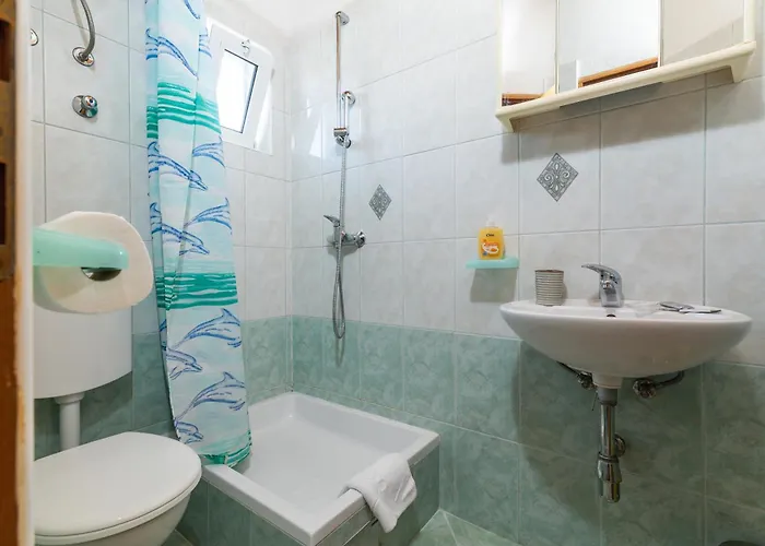 By The Sea Tucepi, Makarska - 22005 Apartamento