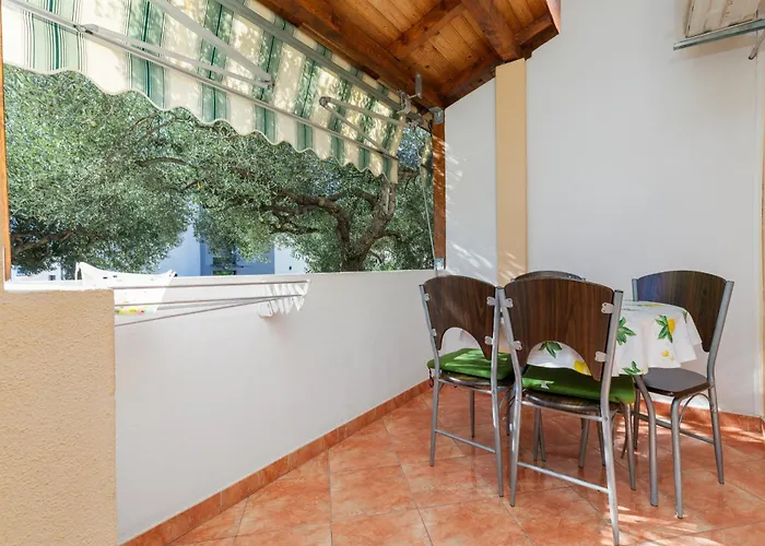 Apartamento By The Sea Tucepi, Makarska - 22005 Tučepi